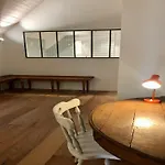 2-bedroom With Park And Deer Park