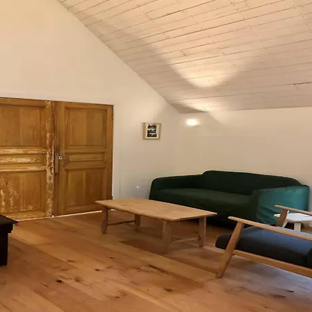 2-bedroom With Park And Deer Park Haltinne