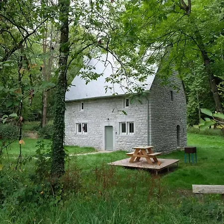 2-bedroom With Park And Deer Park Haltinne