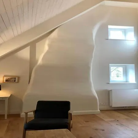 Hébergement de vacances 2-bedroom With Park And Deer Park *
