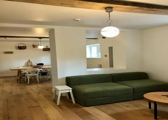 2-bedroom With Park And Deer Park Holiday home