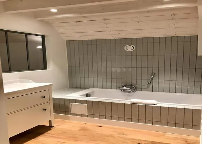 2-bedroom With Park And Deer Park Gesves